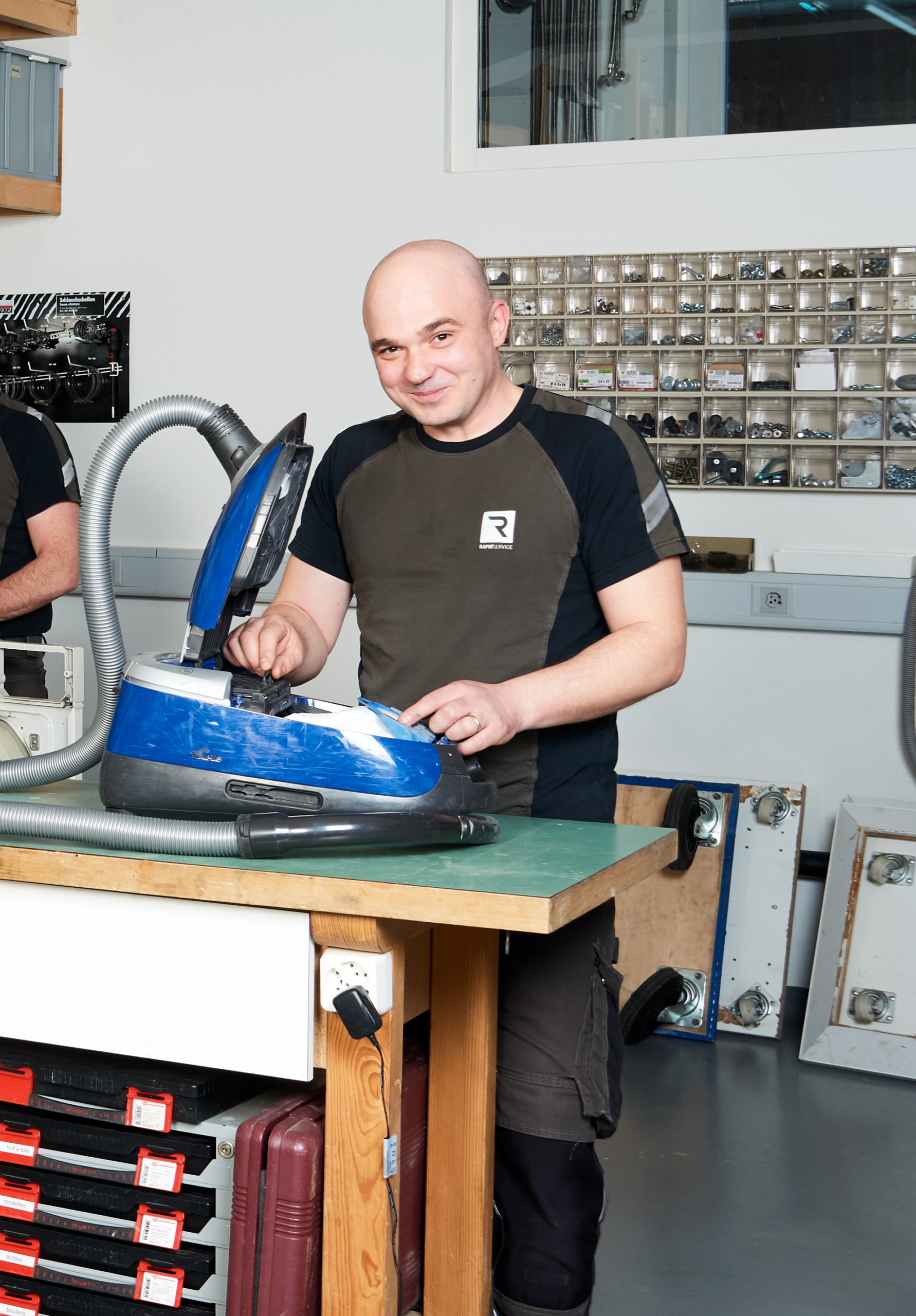 Johnny, réparateur en électroménager