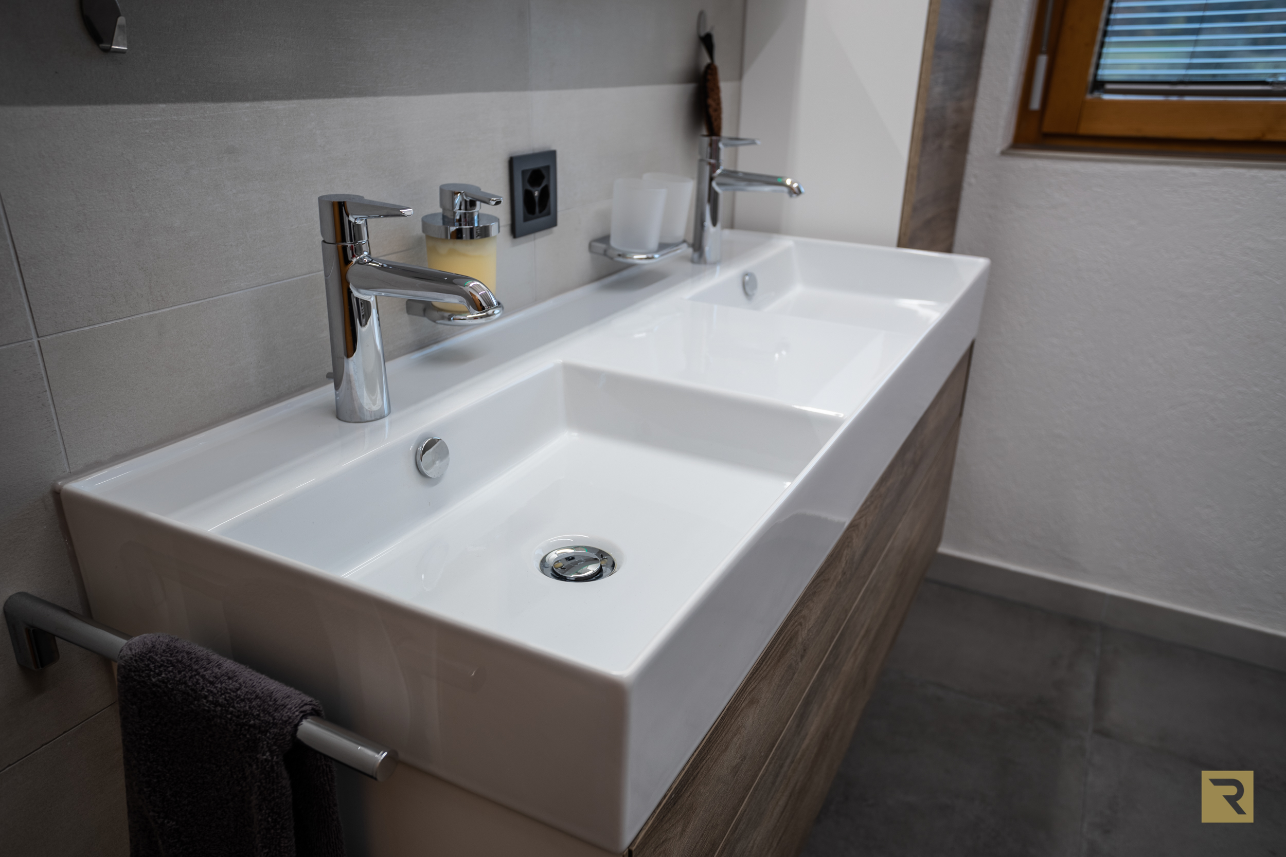 Salle de bain moderne & intimiste