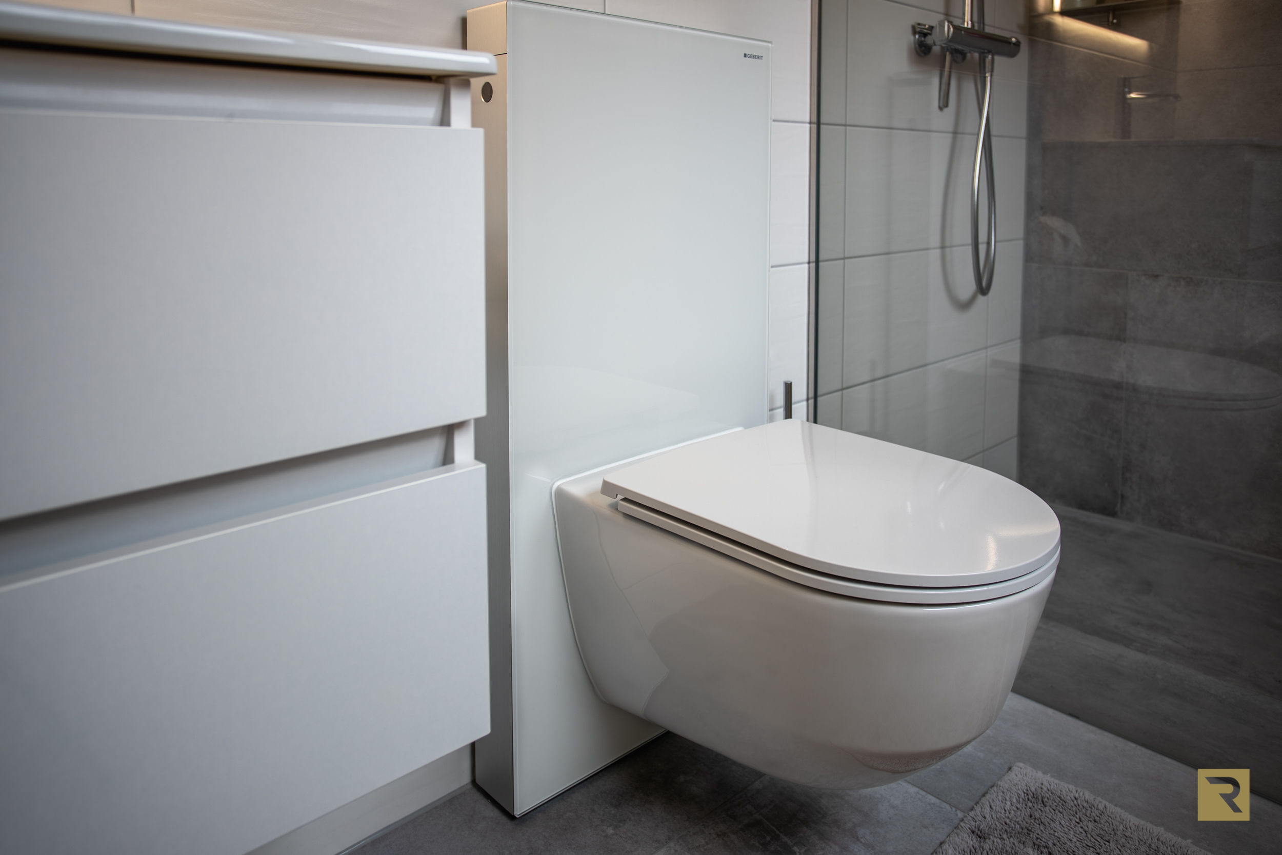 Salle de bain élégante et moderne