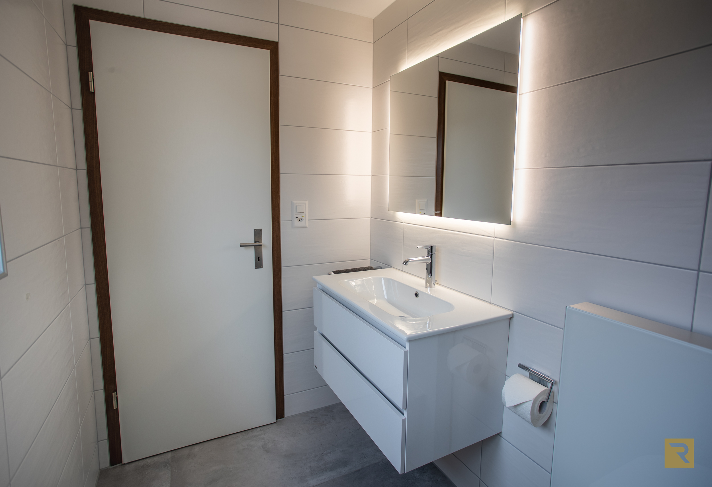 Salle de bain élégante et moderne